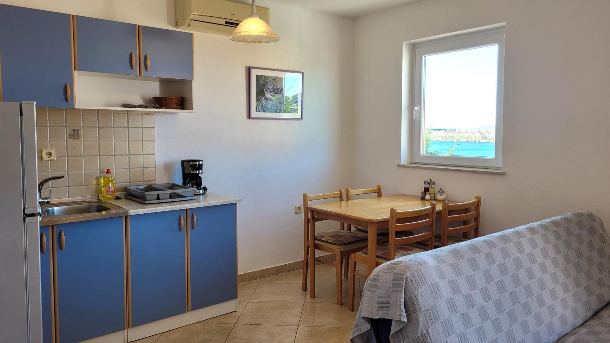 Apartments Adriana Omisalj ภายนอก รูปภาพ